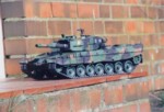 Leopard 2A4 1-16 GPM 199 01.jpg

60,19 KB 
794 x 543 
10.04.2005
